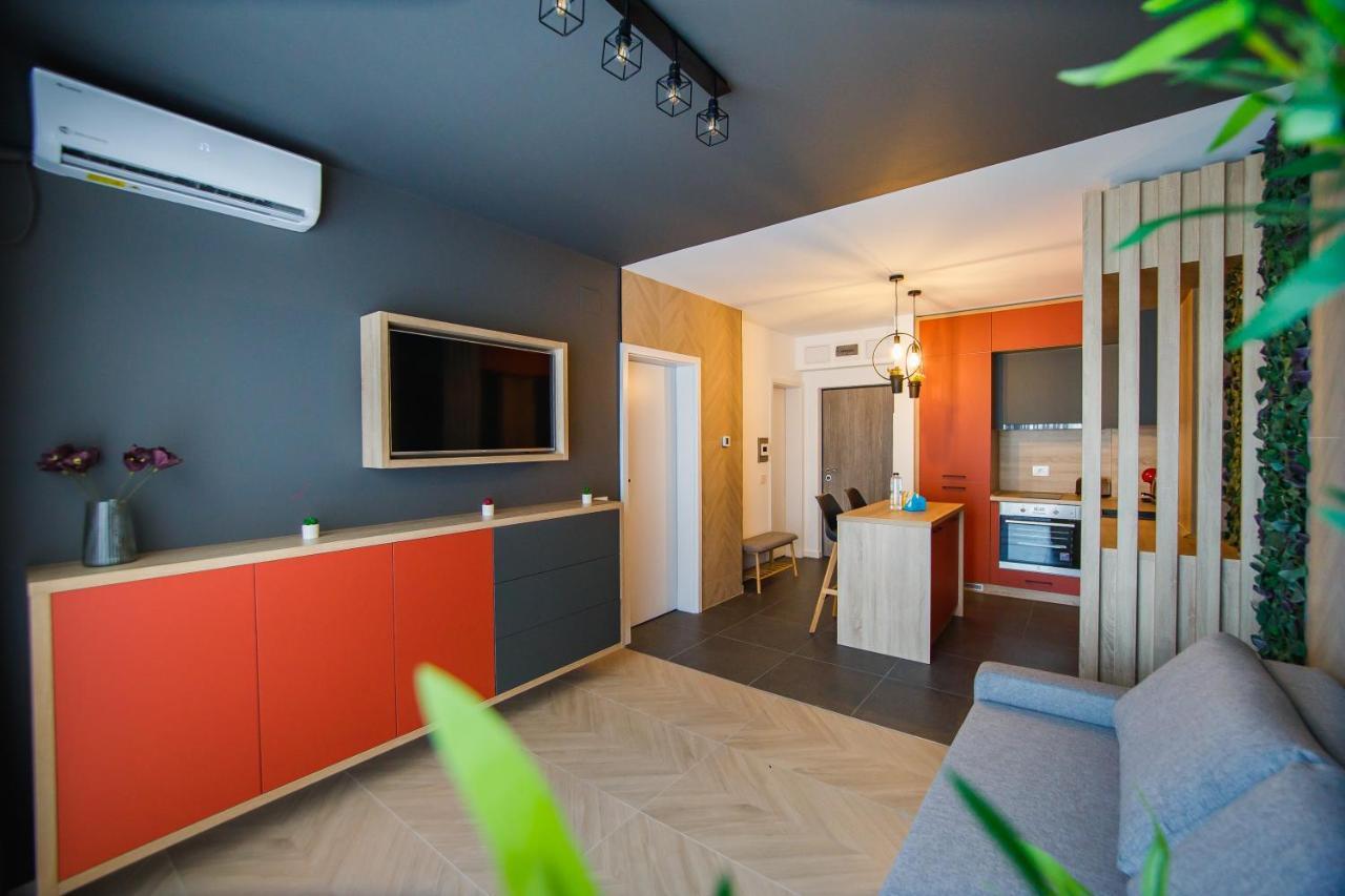 Duo Vibe Apartment Oradea Eksteriør billede